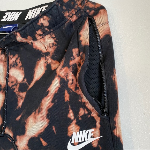 Bleached sweatpants - Picture 7 of 13